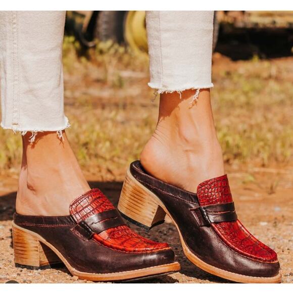 Freebird 8 Collins Red Heeled Mules - Picture 2 of 8